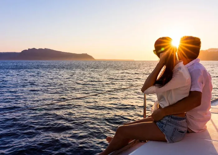 Flora's With Plunge Pool Hébergement de vacances