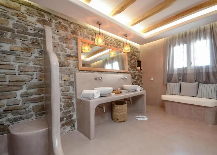 Hébergement de vacances Flora's With Plunge Pool *